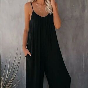 Wide Leg Jumpsuit NWOT*Black
Size S